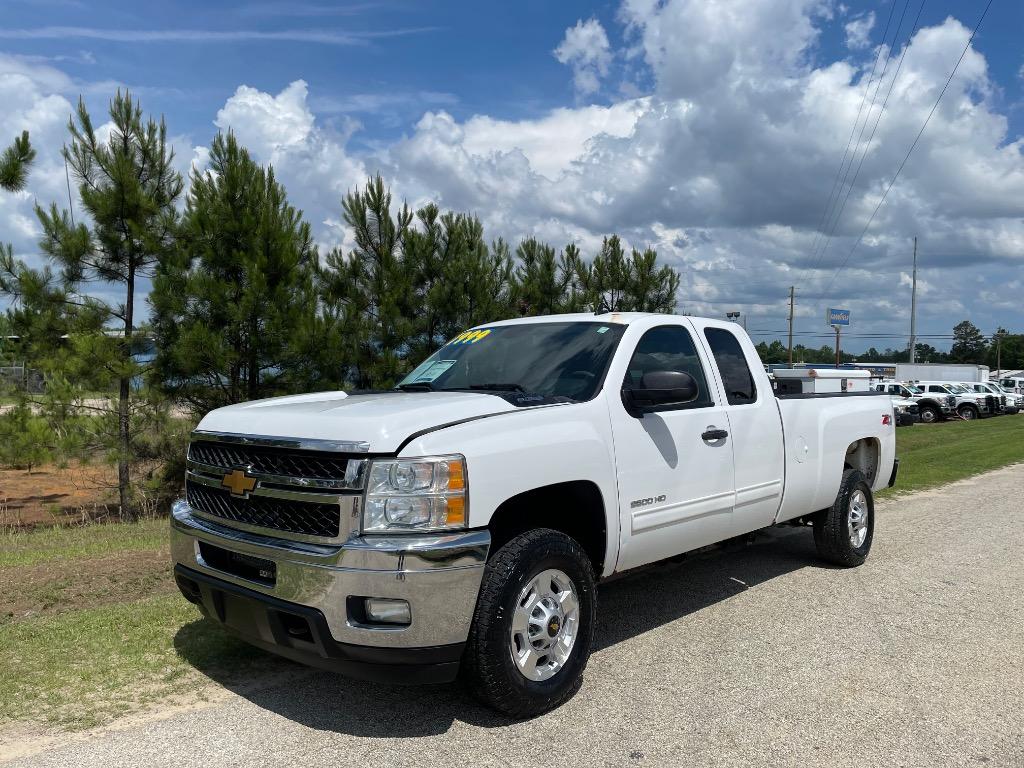 2013 Chevrolet Silverado HD 1LT 4WD Extended Cab SWB's photo