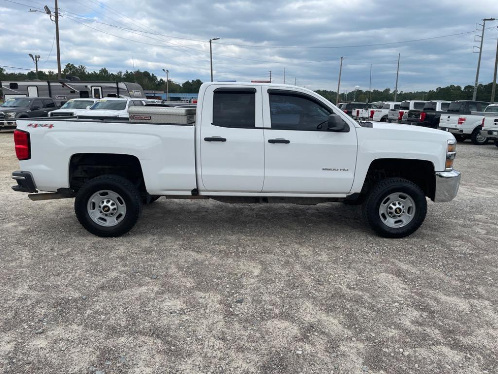 2016 Chevrolet Silverado 2500HD Work Truck photo 4