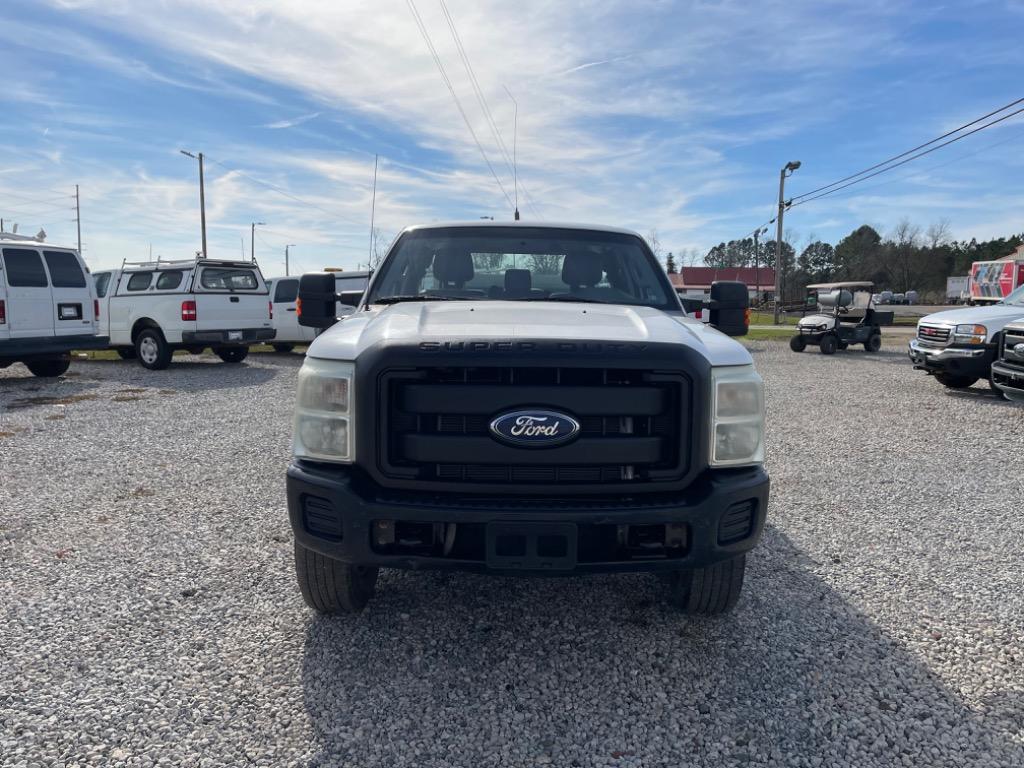 2011 Ford F-250 Super Duty XL photo 2