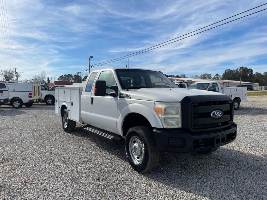 2011 Ford F-250 Super Duty XL photo 3