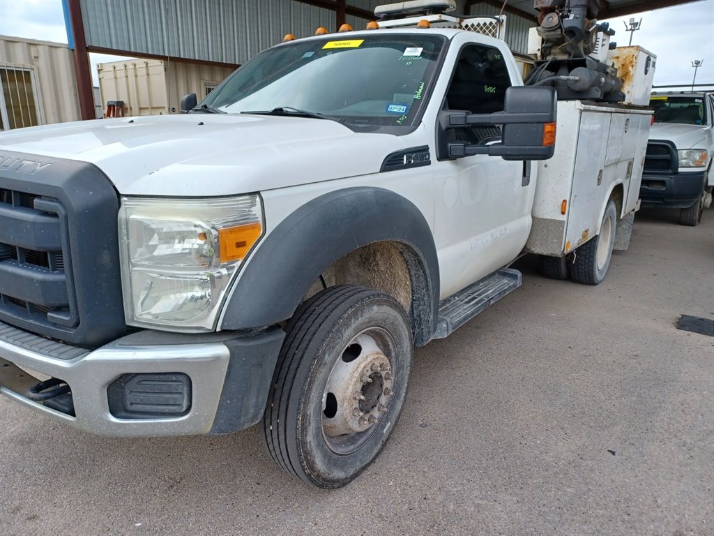 2014 Ford F-450 XL Regular Cab 165-In DRW's photo