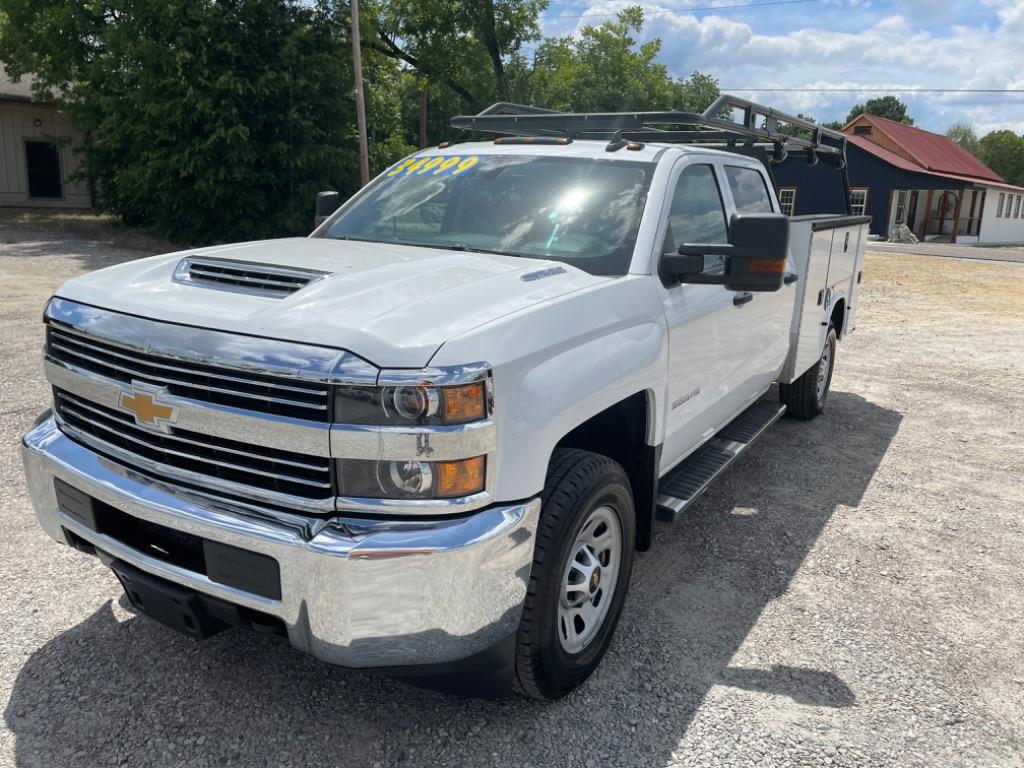 2017 Chevrolet Silverado 3500 Chassis Cab Work Truck's photo