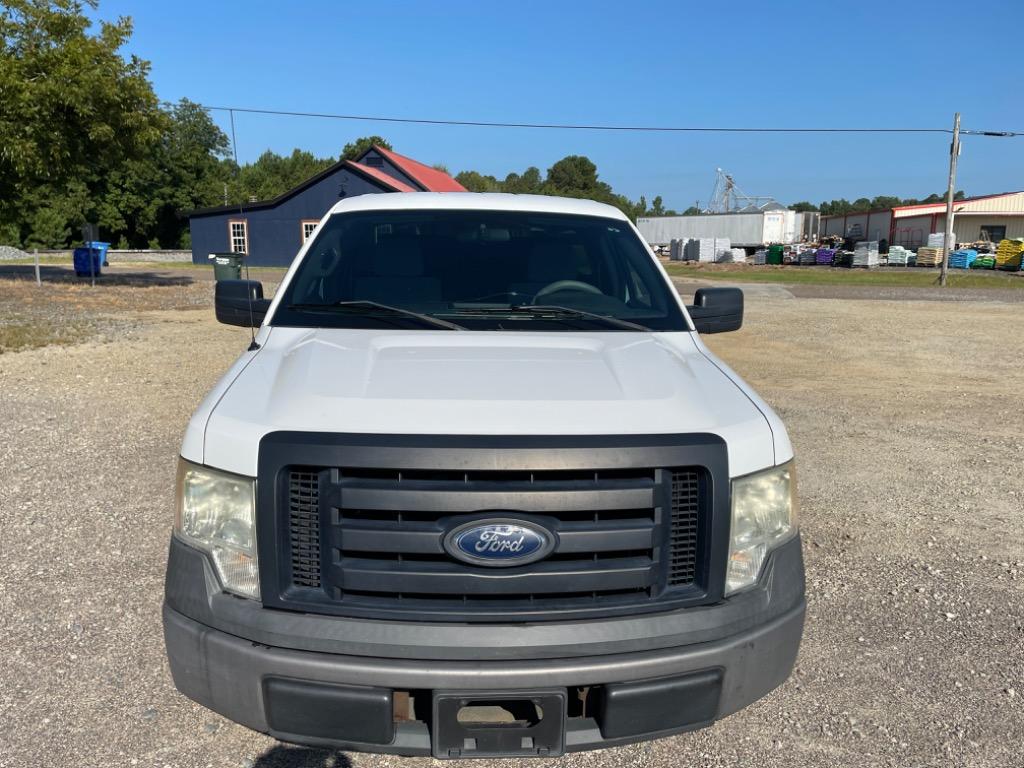 2011 Ford F-150 XL photo 2