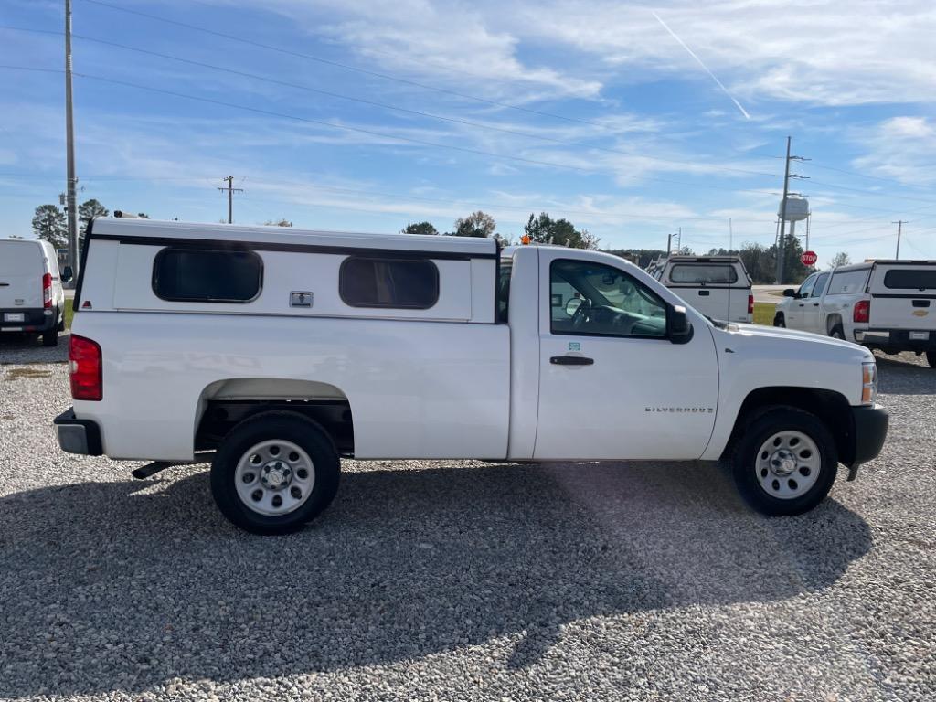 2008 Chevrolet Silverado 1500 Work Truck photo 4