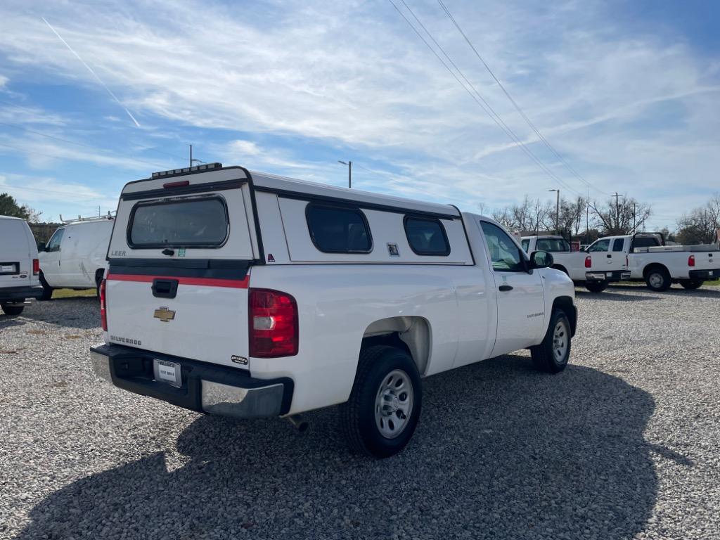 2008 Chevrolet Silverado 1500 Work Truck photo 3