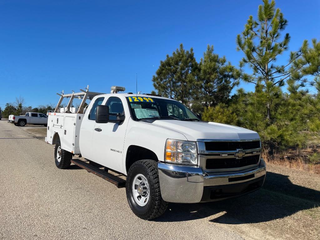 2009 Chevrolet Silverado HD Work 4WD Extended Cab's photo