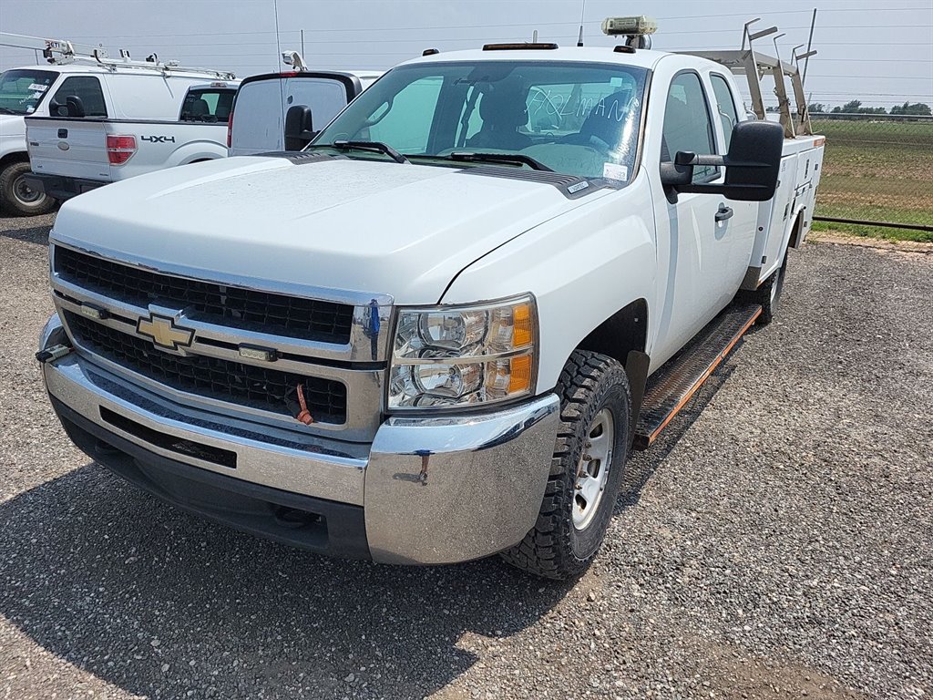 2009 Chevrolet Silverado 3500 Chassis Cab Work Truck's photo