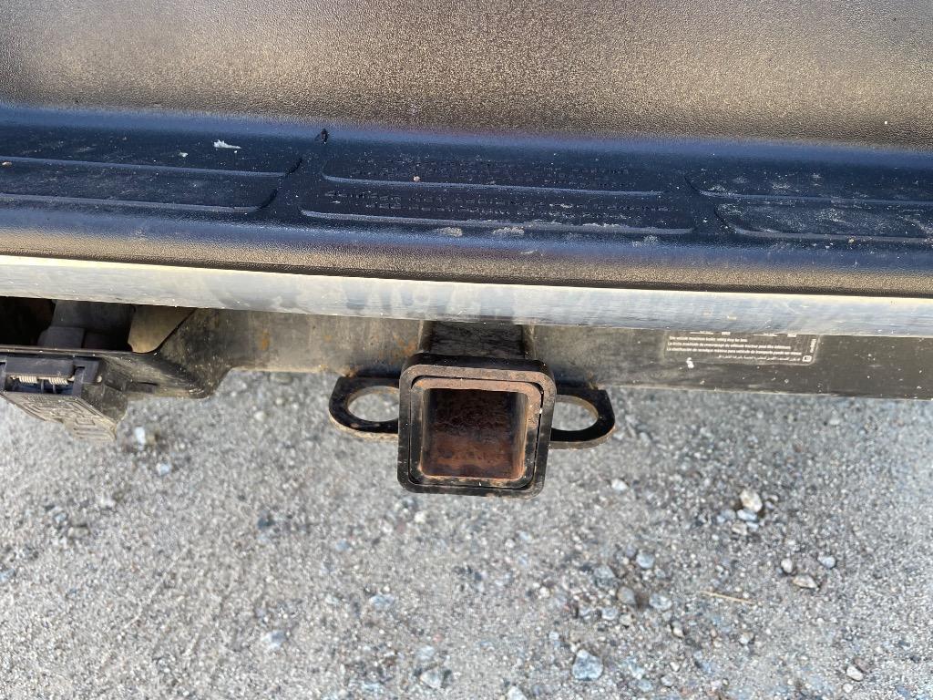 2016 Chevrolet Express Passenger LS - Photo 10
