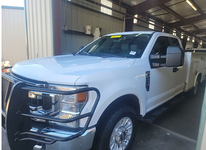 2021 Ford F-250 Super Duty XL's photo