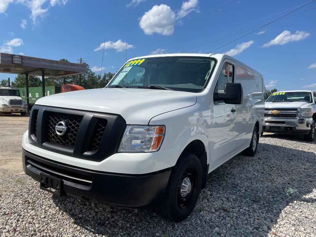 2020 Nissan NV Cargo SV