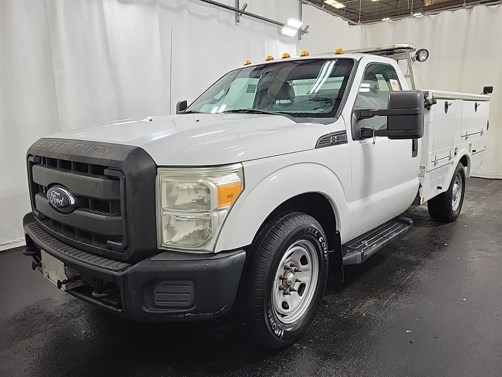 2012 Ford F-350 Super Duty Chassis Cab XL's photo