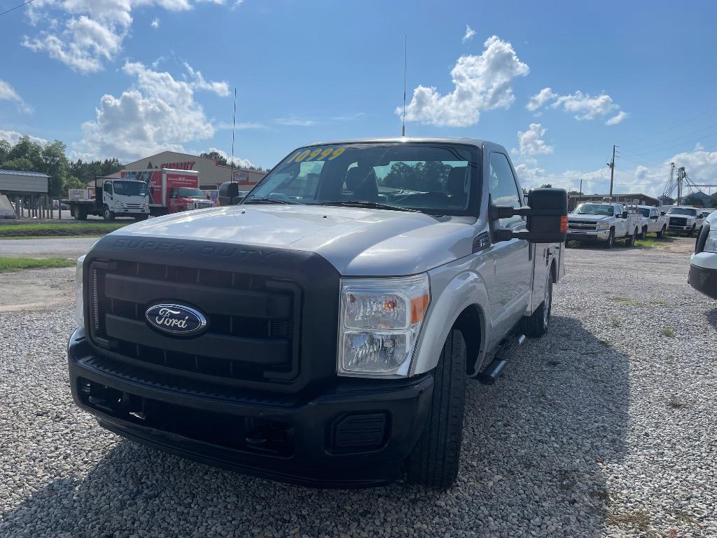 2011 Ford F-250 Super Duty XL