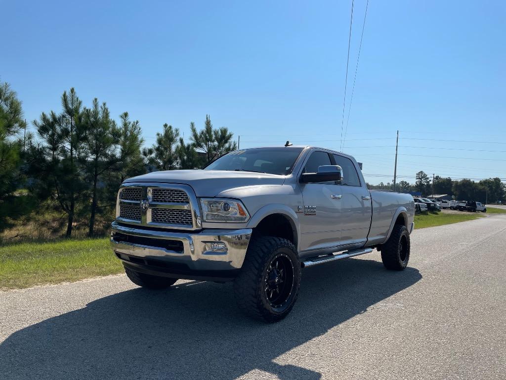 2015 RAM Ram 2500 Pickup Laramie's photo