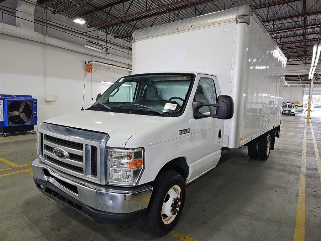 2017 Ford E-Series Cutaway Base