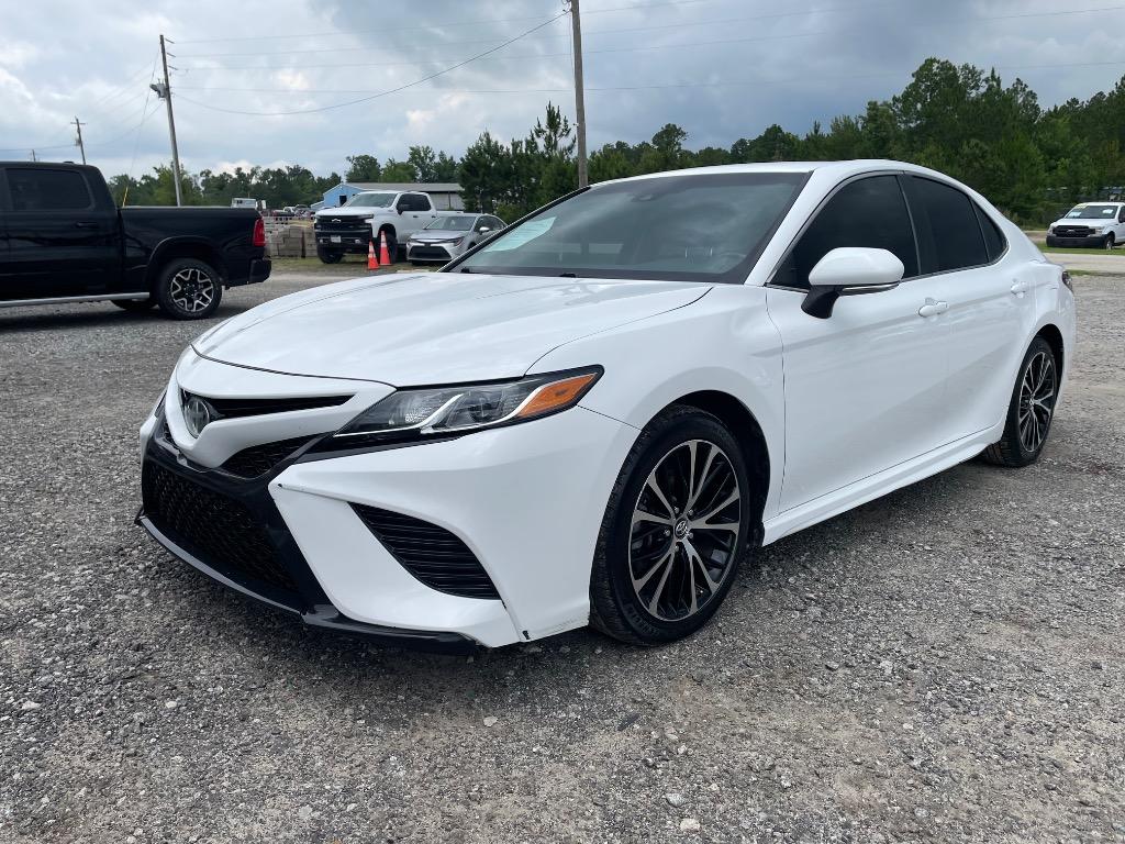 2018 Toyota Camry 2.5 Auto SE's photo