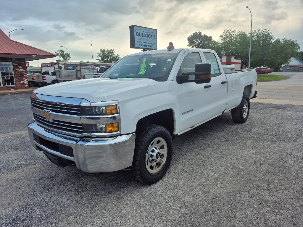 2017 Chevrolet Silverado HD Work Truck 4WD Double Cab Standard Box's photo